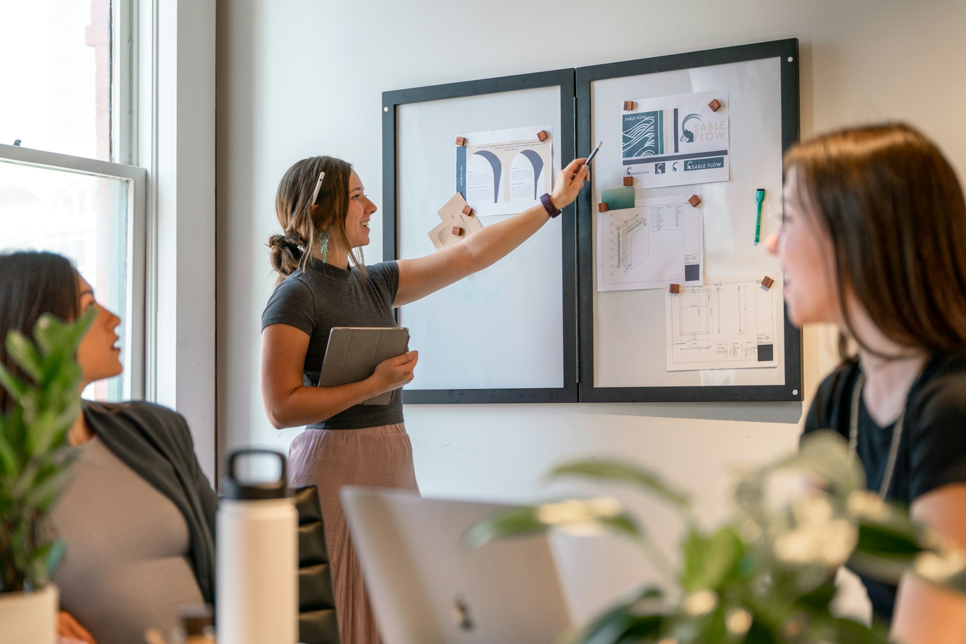 We are a leading entrepreneurial mid-market investor.